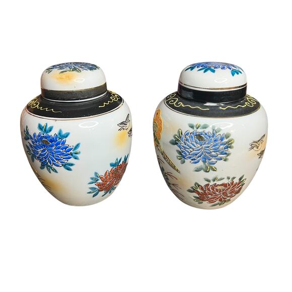 Vtg Small Midcentury Colorful Ginger Jar w Lid Bird Flowers Japan 4.75" Set of 2 - Picture 2 of 9